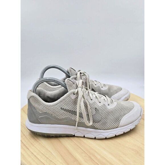 Nike Women's Flex Experience RN 4 749178-100  Running Shoes Sneakers Size 8.5 - Picture 1 of 12